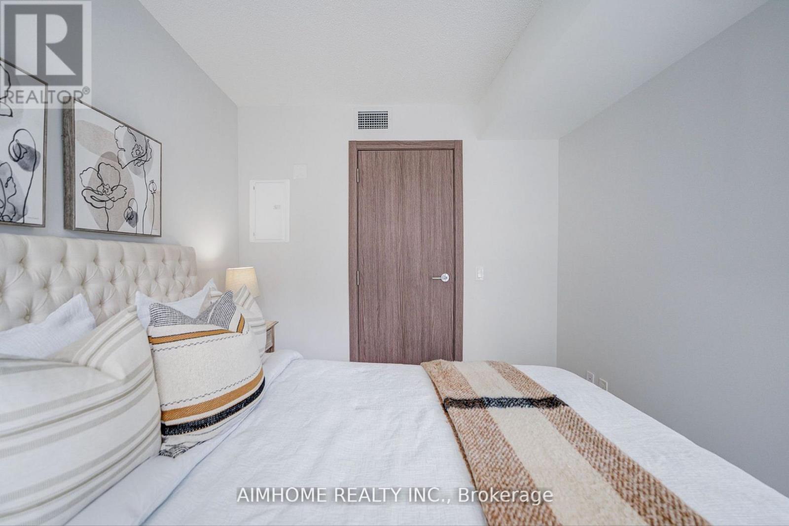 1102 - 19 Bathurst Street, Toronto, Ontario  M5V 0N2 - Photo 23 - C12651380