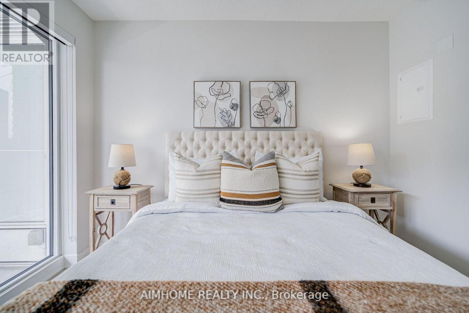 1102 - 19 Bathurst Street, Toronto, Ontario  M5V 0N2 - Photo 25 - C12651380