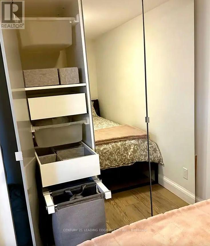 B - 491 Cosburn Avenue, Toronto, Ontario  M4J 2N7 - Photo 8 - E12651400