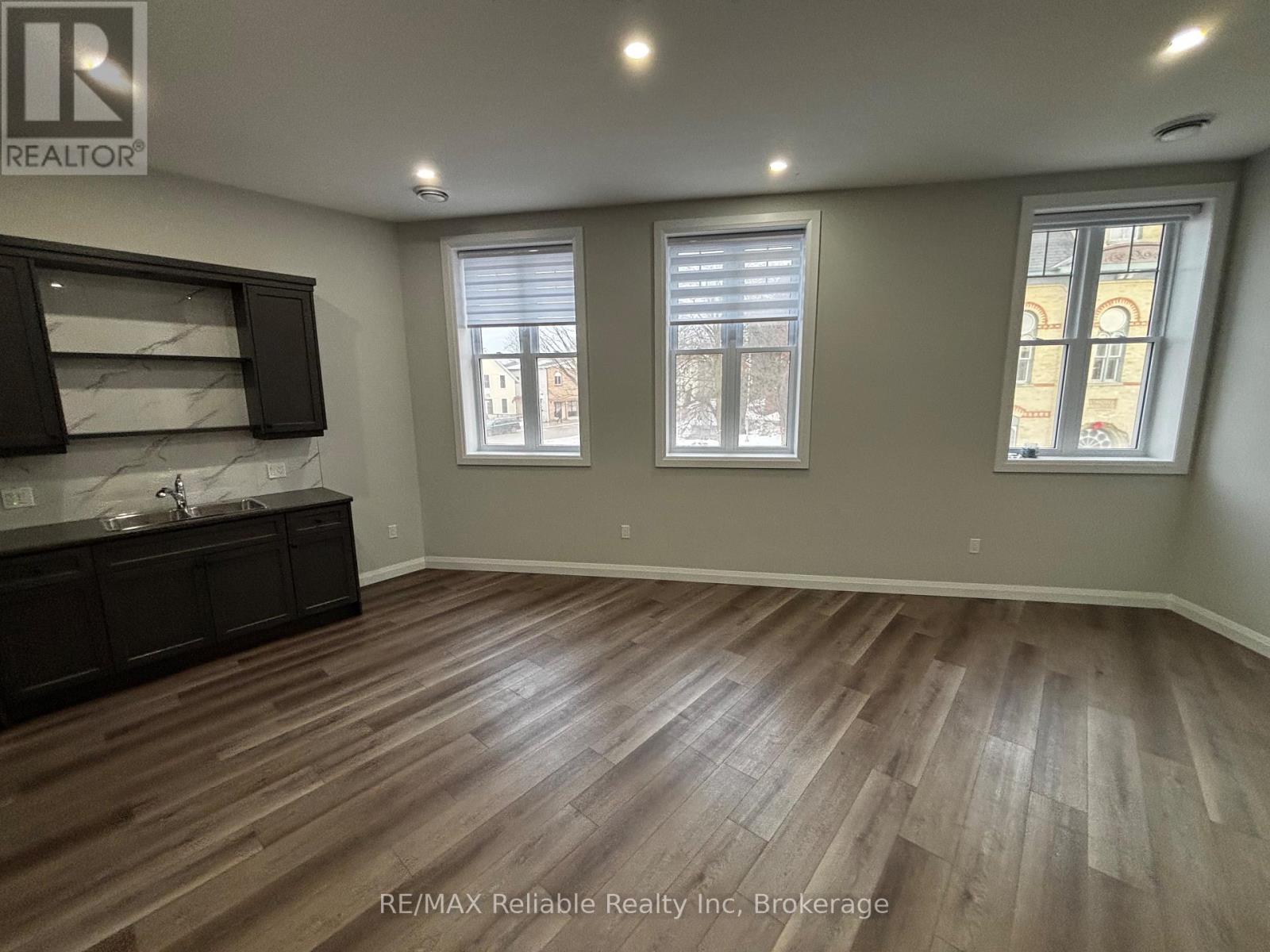 201 - 24 Albert Street, Central Huron, Ontario  N0K 1L0 - Photo 8 - X12649326