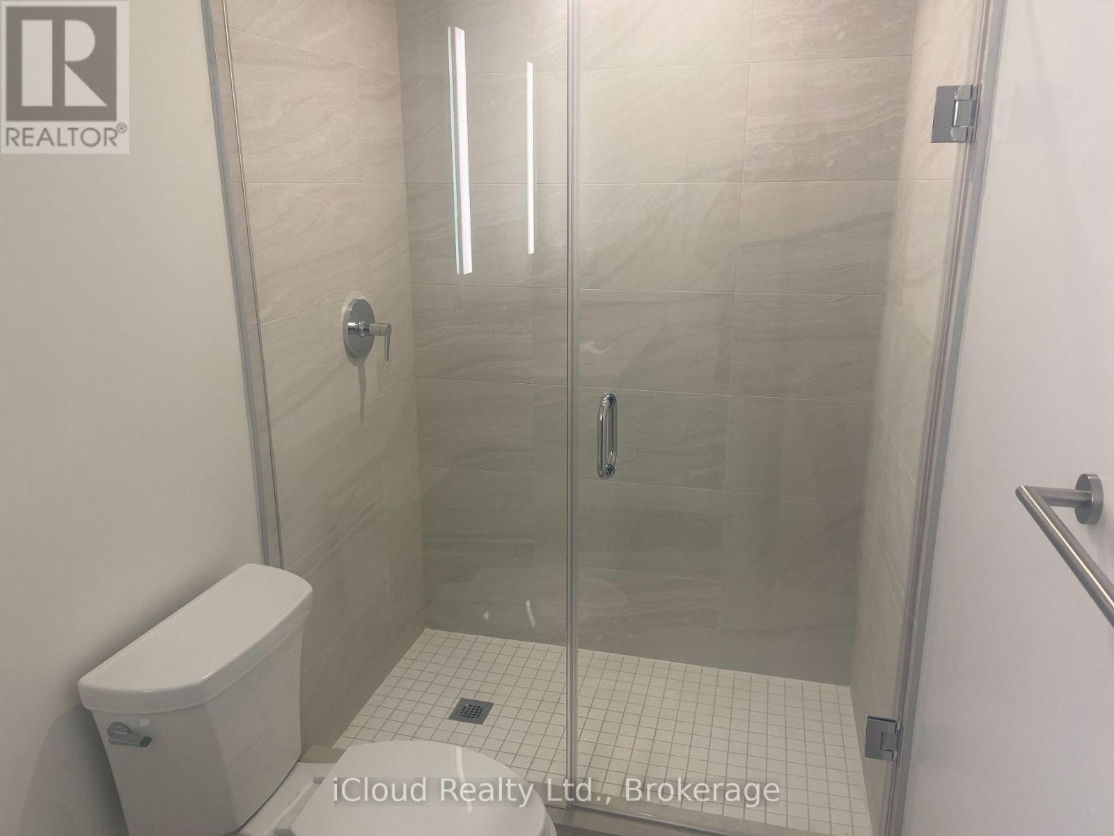 4503 - 4015 The Exchange, Mississauga, Ontario  L5B 0N9 - Photo 16 - W12651376