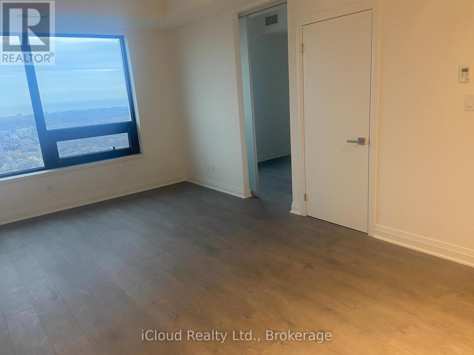 4503 - 4015 The Exchange, Mississauga, Ontario  L5B 0N9 - Photo 6 - W12651376