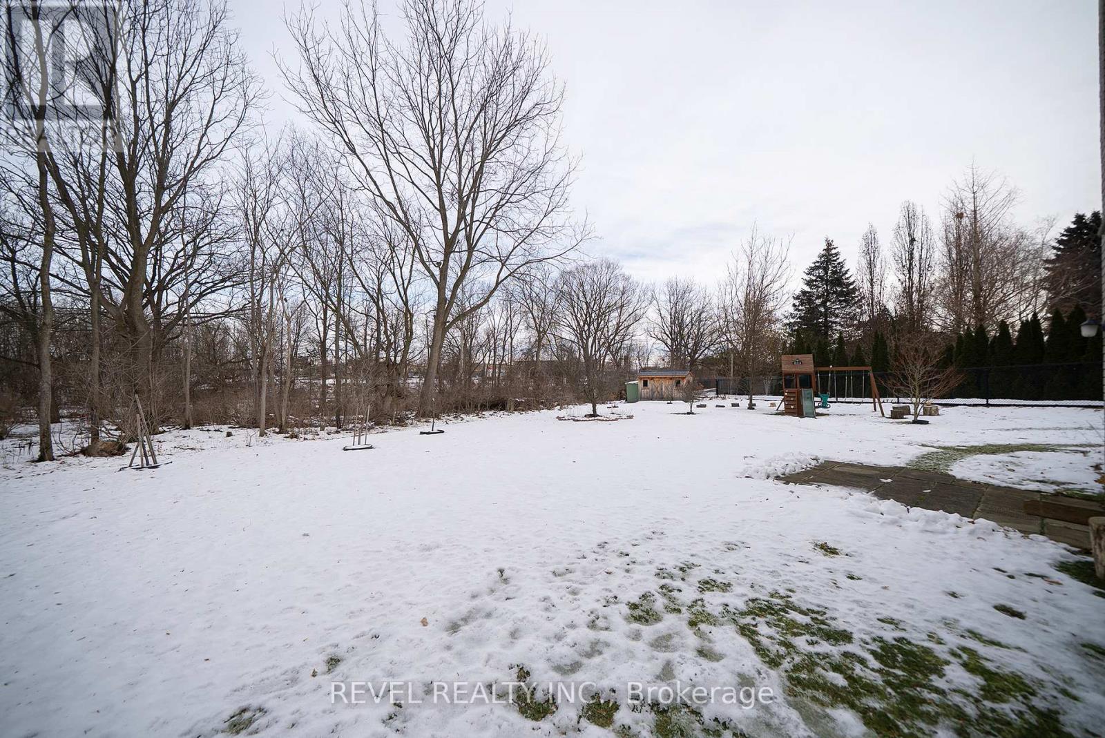 Lower - 20 Casson Lane, Brantford, Ontario  N3R 7Z4 - Photo 3 - X12651370
