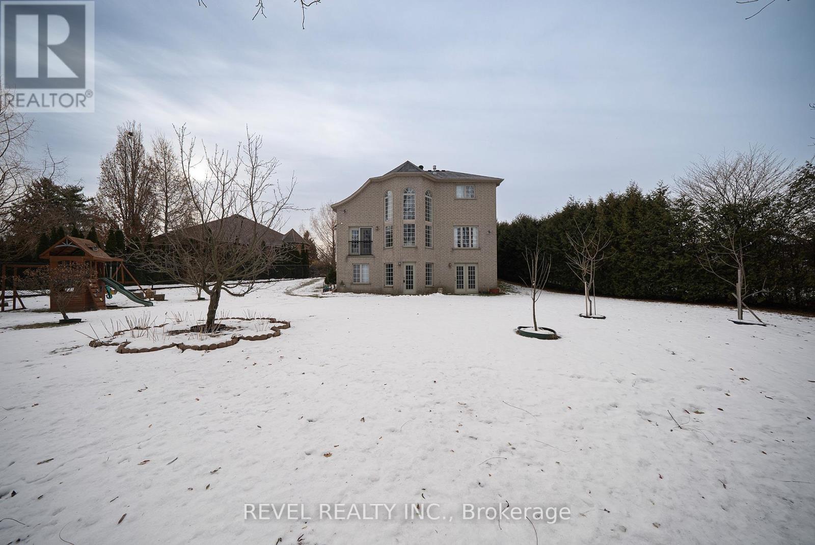 Lower - 20 Casson Lane, Brantford, Ontario  N3R 7Z4 - Photo 4 - X12651370