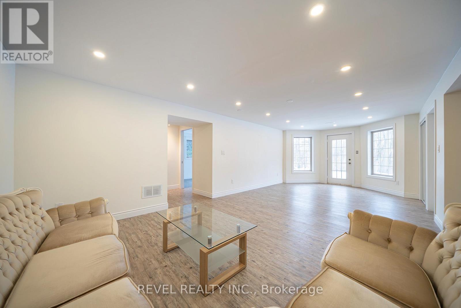 Lower - 20 Casson Lane, Brantford, Ontario  N3R 7Z4 - Photo 5 - X12651370