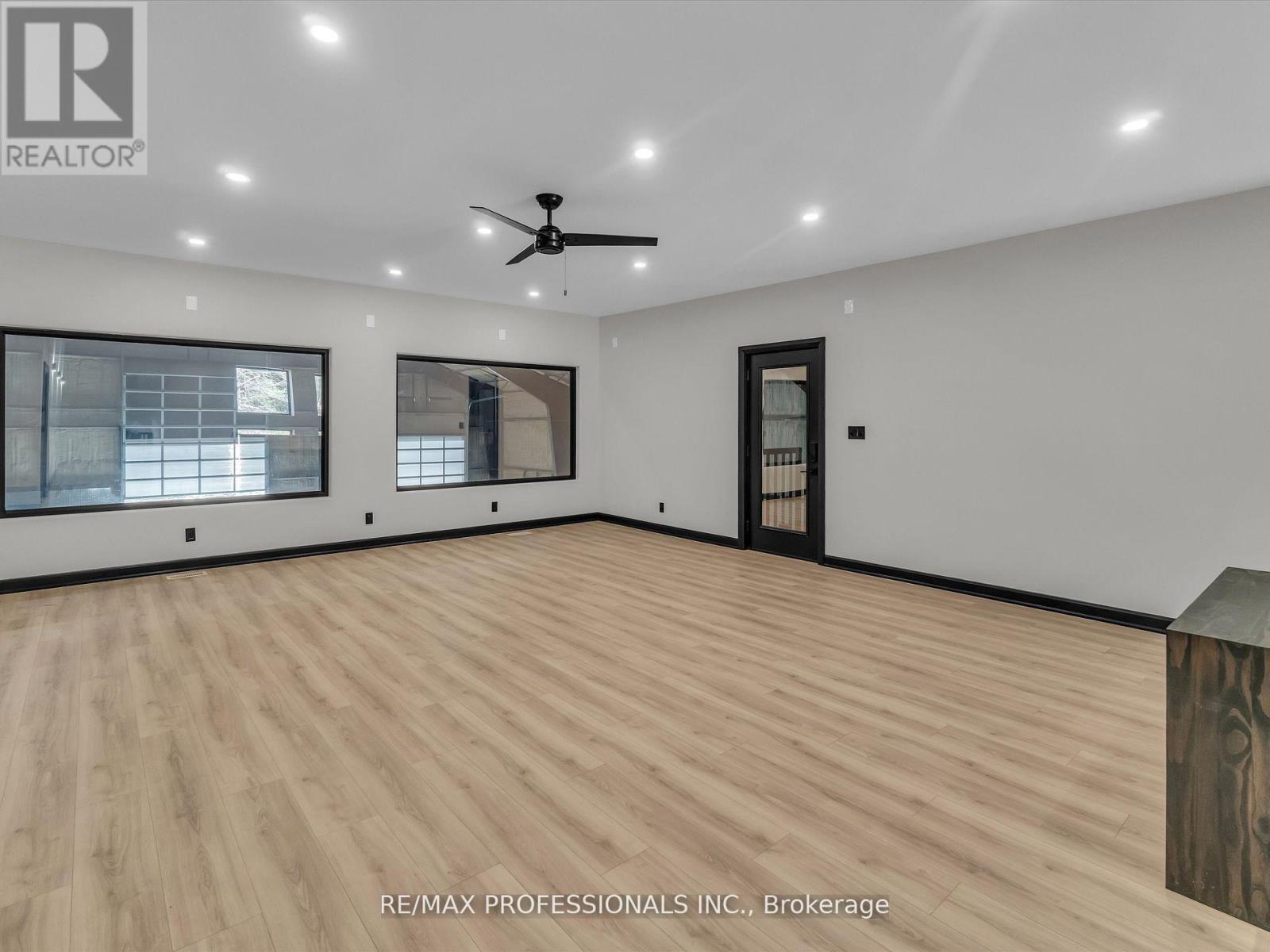 2320 Highway 117, Lake Of Bays, Ontario  P0B 1A0 - Photo 26 - X12651386