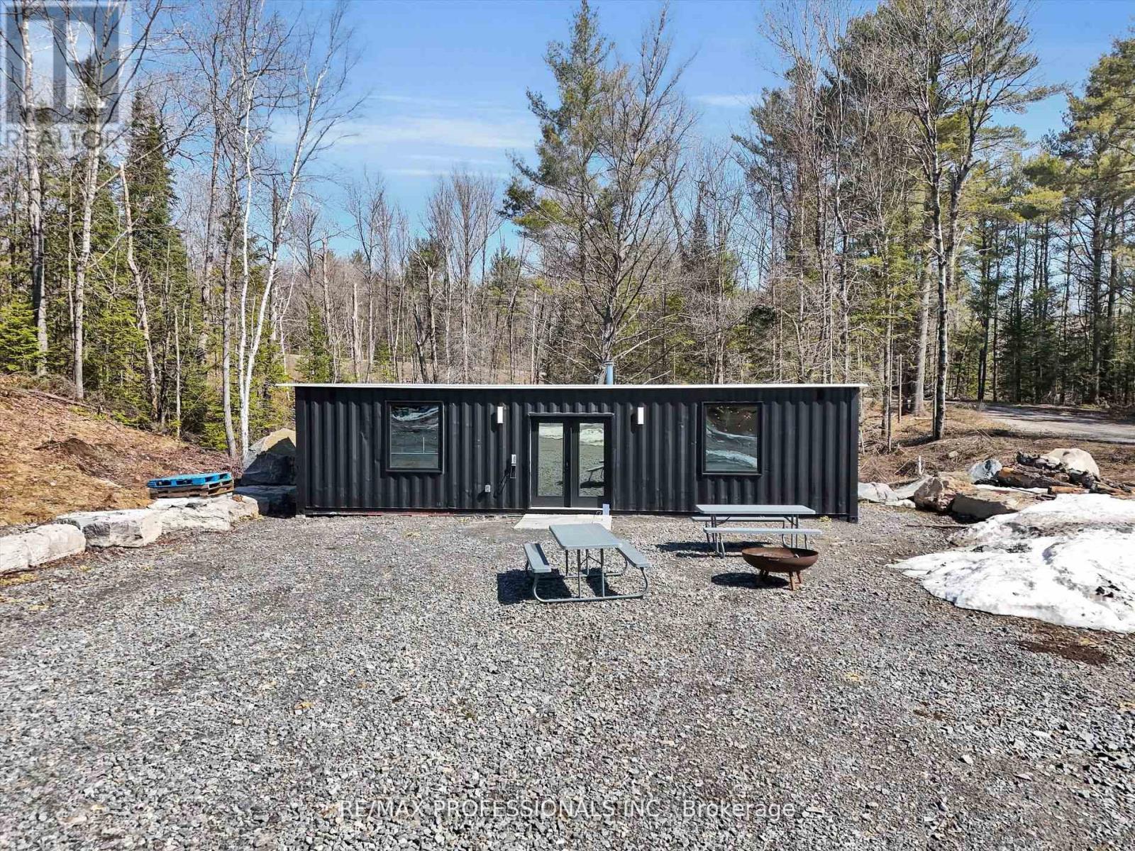 2320 Highway 117, Lake Of Bays, Ontario  P0B 1A0 - Photo 45 - X12651386