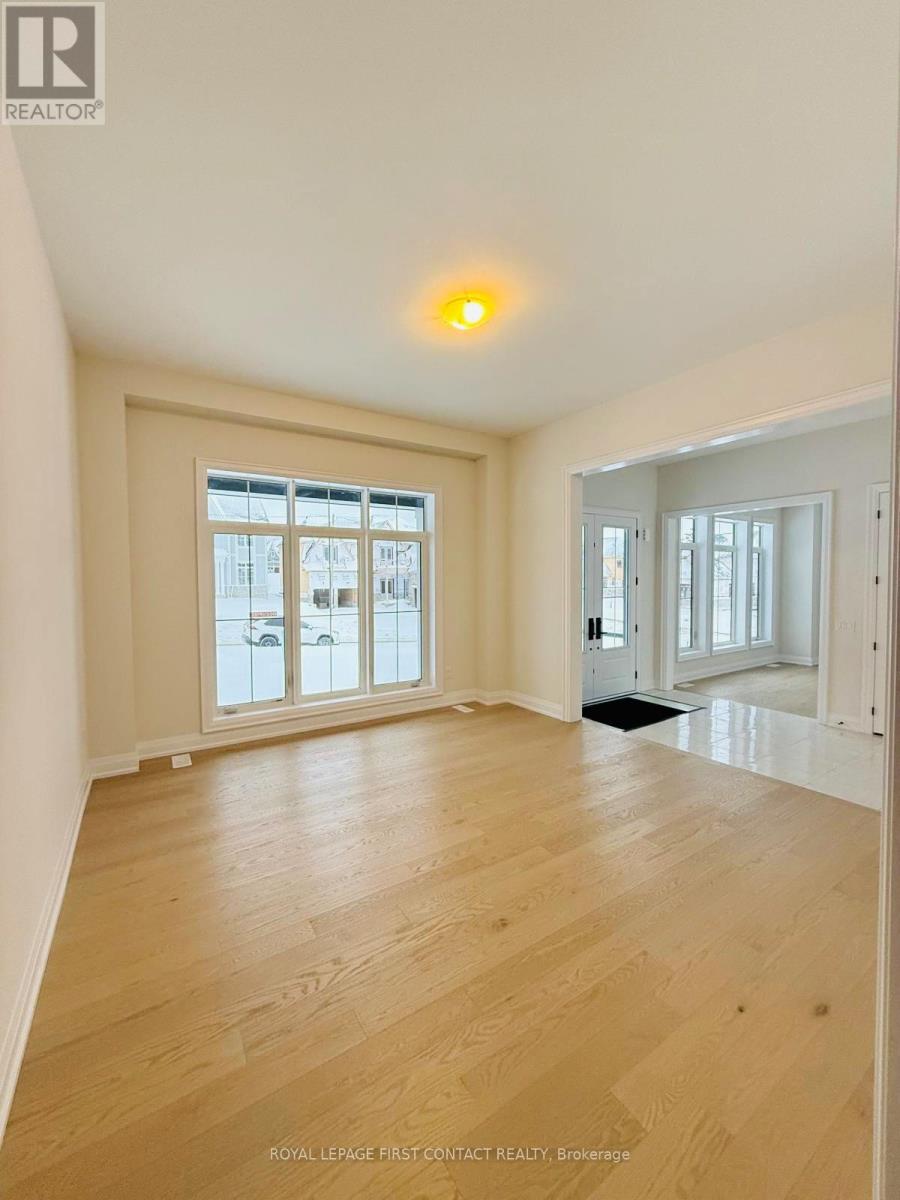 12 Herbert Avenue, Oro-Medonte, Ontario  L0L 2L0 - Photo 8 - S12650198