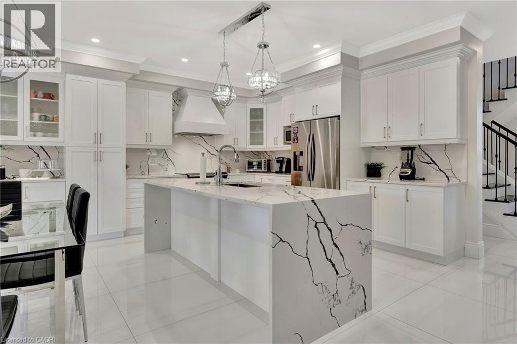 7 Bernini Court, Hamilton, Ontario  L9B 0C7 - Photo 12 - 40781380