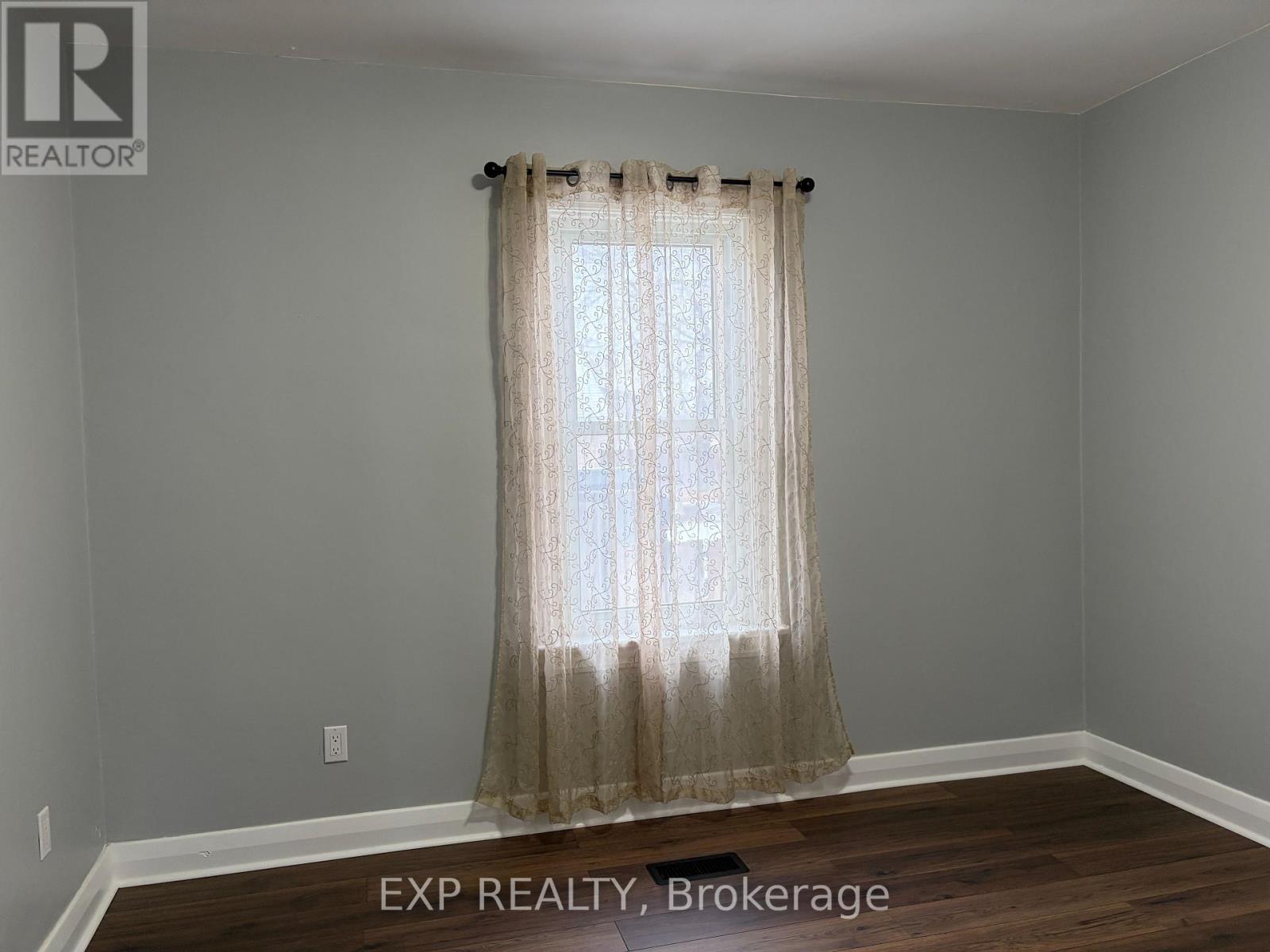 436 Thorold Road, Welland, Ontario  L3C 3W6 - Photo 15 - X12651434