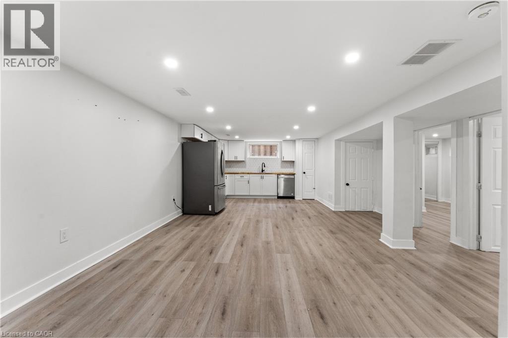 25 Castlefield Drive Unit# B, Hamilton, Ontario  L8T 3R1 - Photo 18 - 40795115