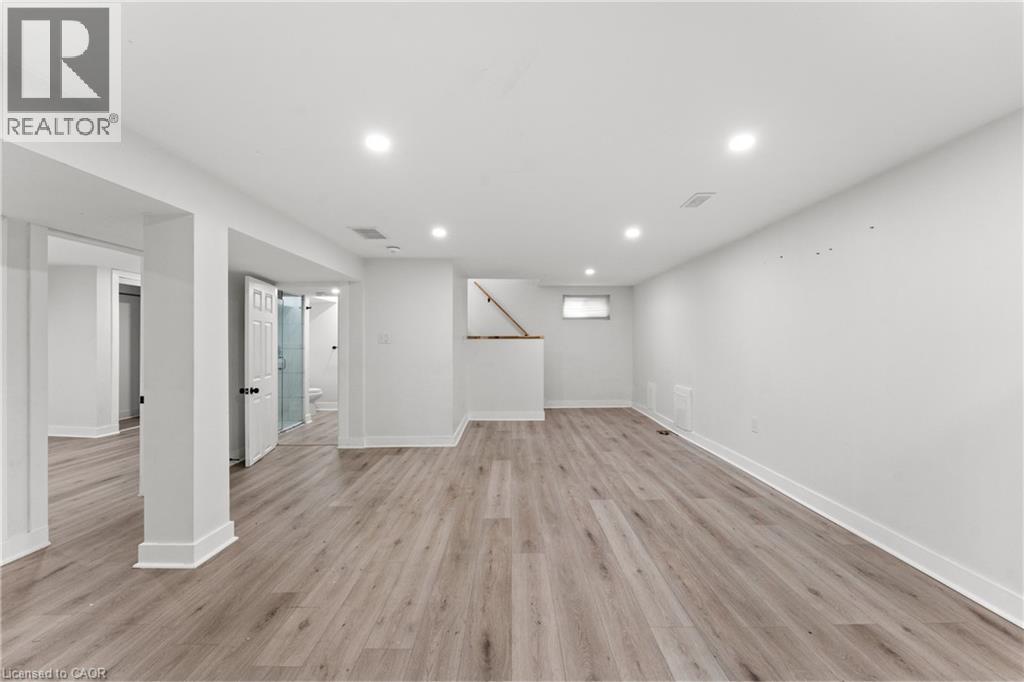 25 Castlefield Drive Unit# B, Hamilton, Ontario  L8T 3R1 - Photo 21 - 40795115