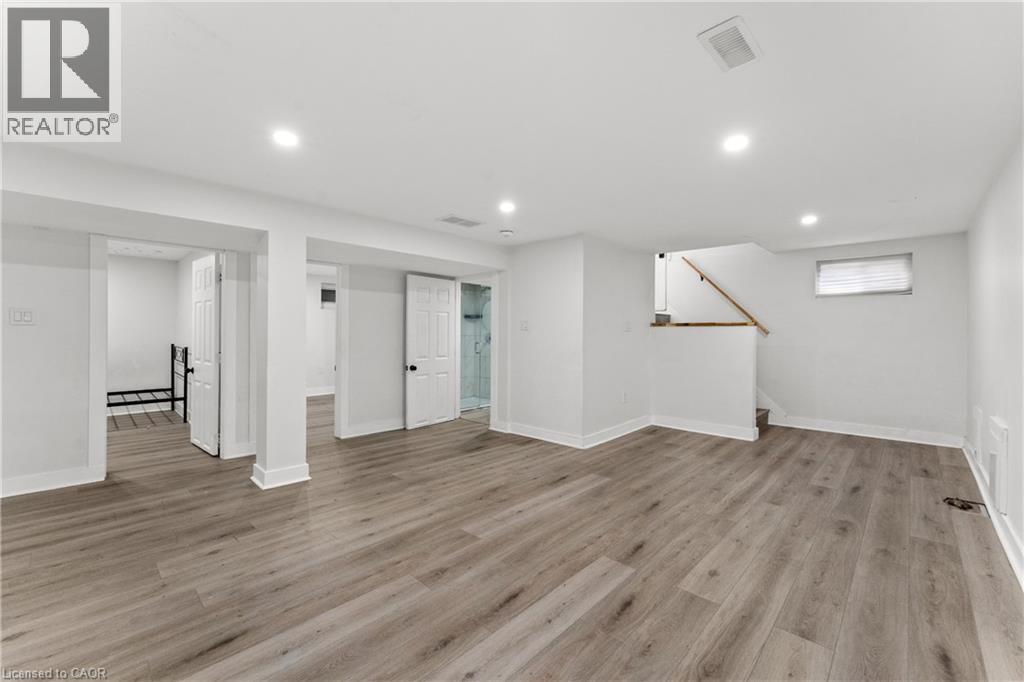 25 Castlefield Drive Unit# B, Hamilton, Ontario  L8T 3R1 - Photo 22 - 40795115