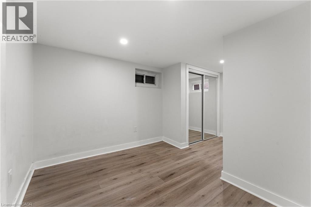 25 Castlefield Drive Unit# B, Hamilton, Ontario  L8T 3R1 - Photo 35 - 40795115