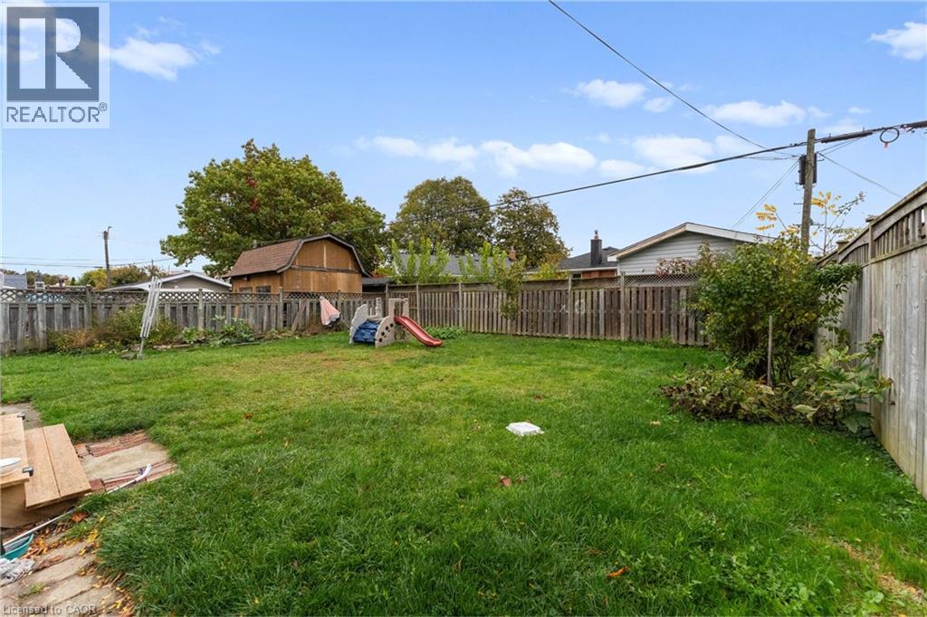 25 Castlefield Drive Unit# B, Hamilton, Ontario  L8T 3R1 - Photo 40 - 40795115