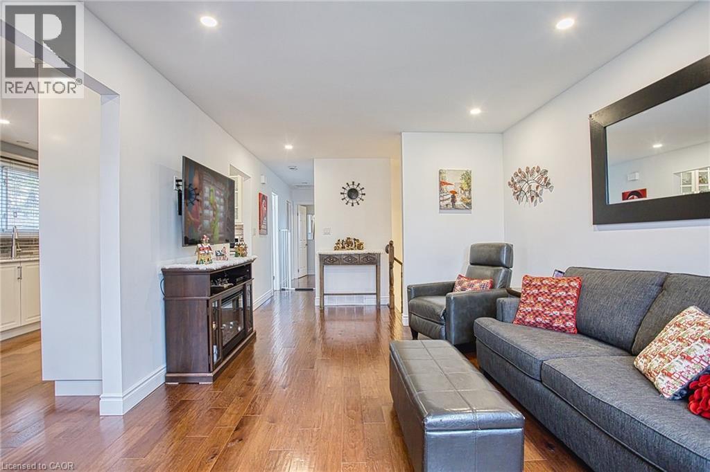 6 Jolie Court, St. Catharines, Ontario  L2M 6V6 - Photo 10 - 40791052