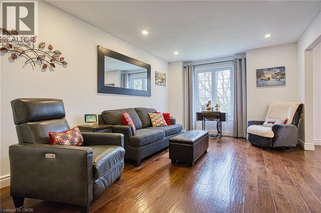 6 Jolie Court, St. Catharines, Ontario  L2M 6V6 - Photo 8 - 40791052