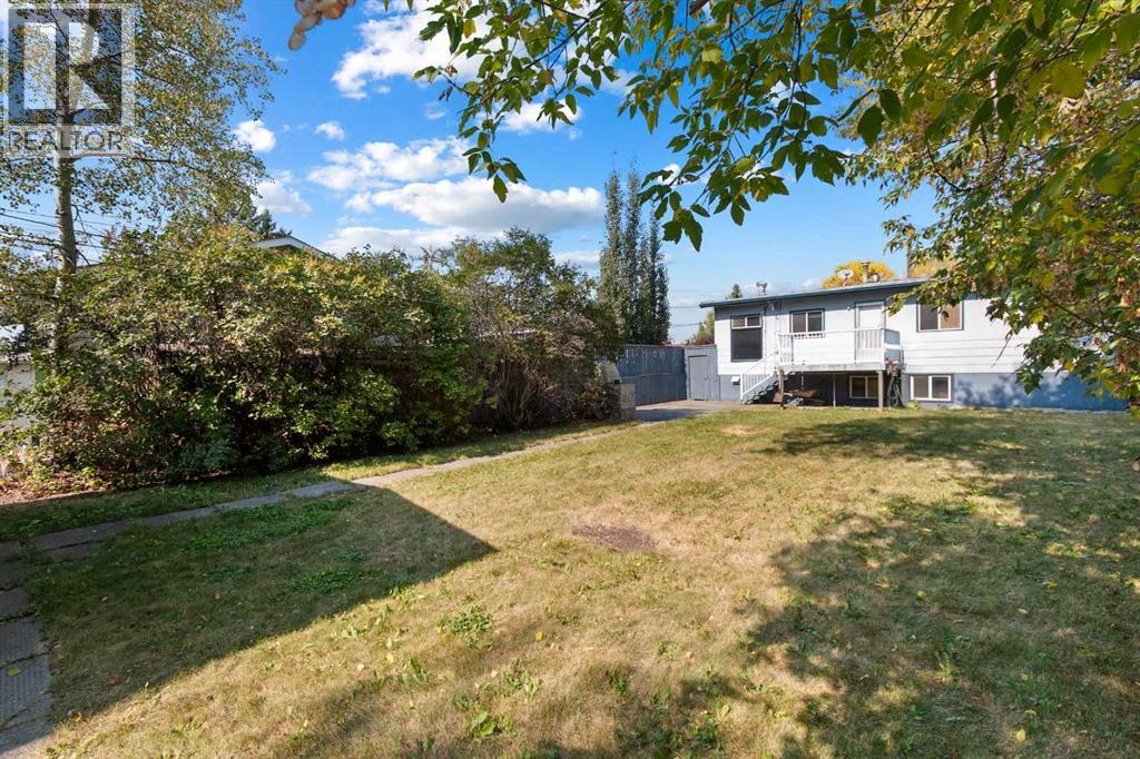 433 1 Avenue NE, Airdrie, Alberta