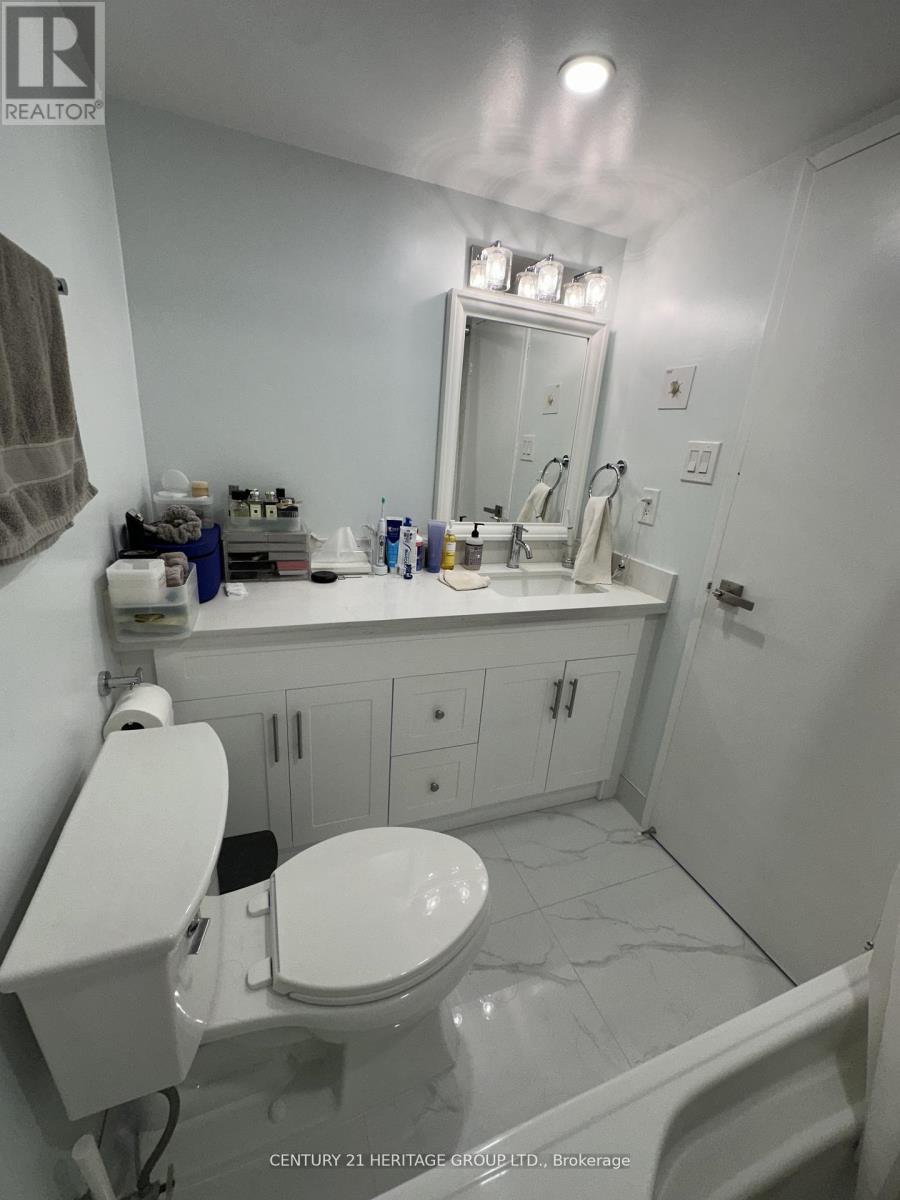 2808 - 1001 Bay Street, Toronto, Ontario  M5S 3A6 - Photo 18 - C12651420