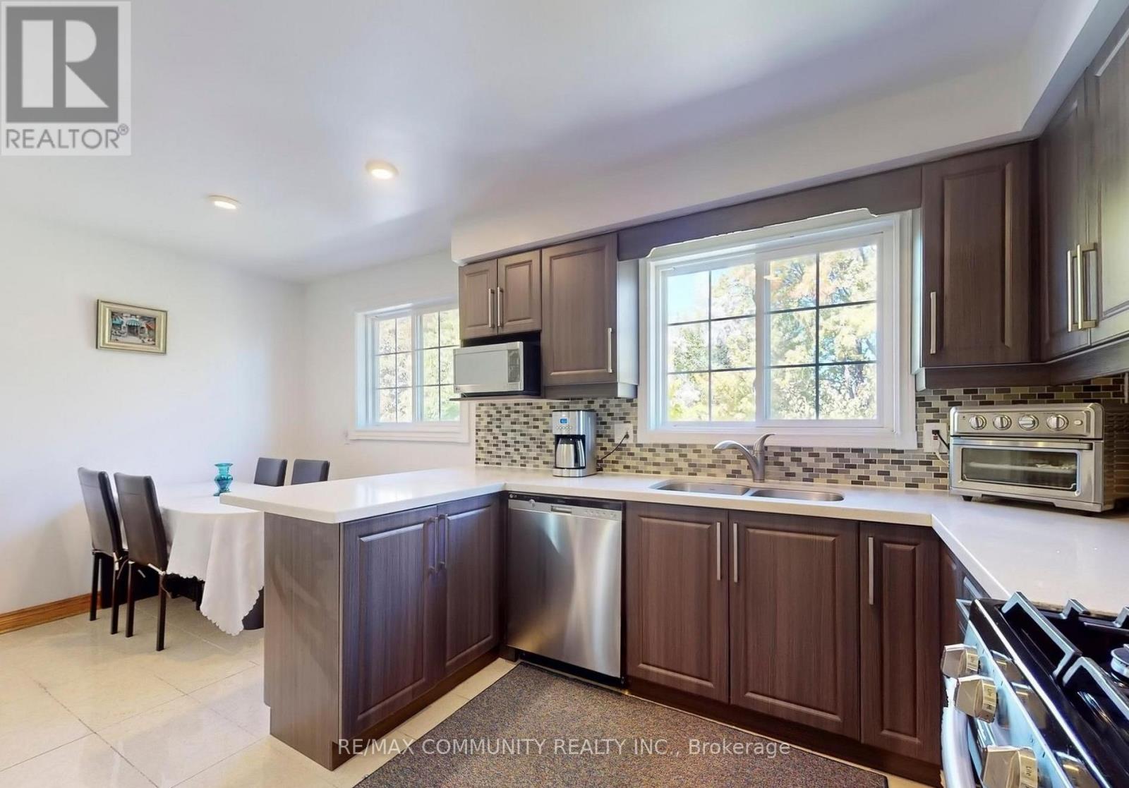 Main - 54 Emcarr Drive, Toronto, Ontario  M1E 5A1 - Photo 10 - E12651406