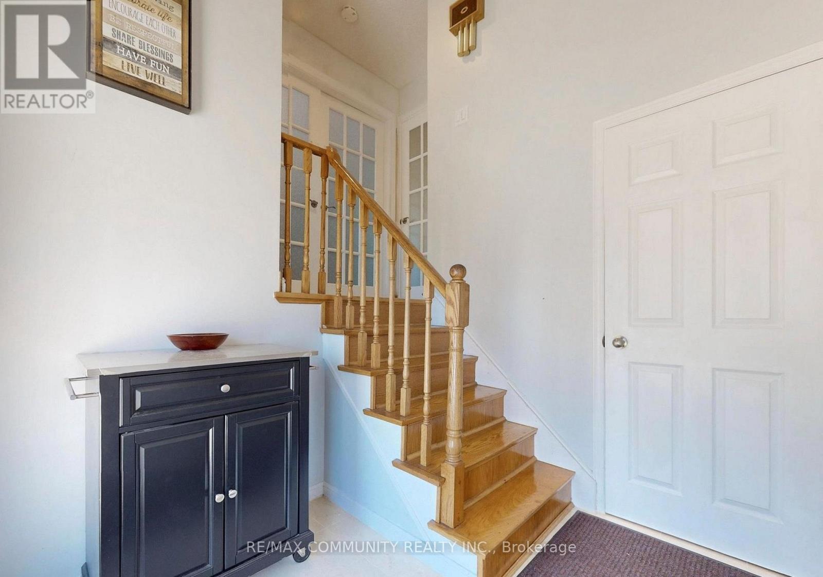 Main - 54 Emcarr Drive, Toronto, Ontario  M1E 5A1 - Photo 5 - E12651406