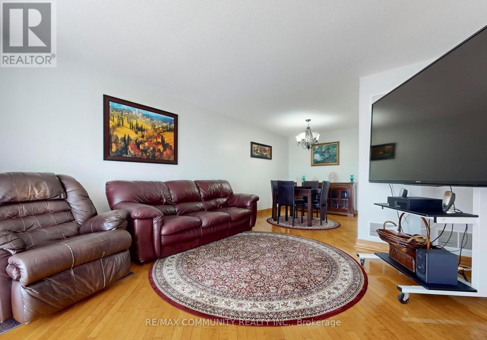 Main - 54 Emcarr Drive, Toronto, Ontario  M1E 5A1 - Photo 6 - E12651406