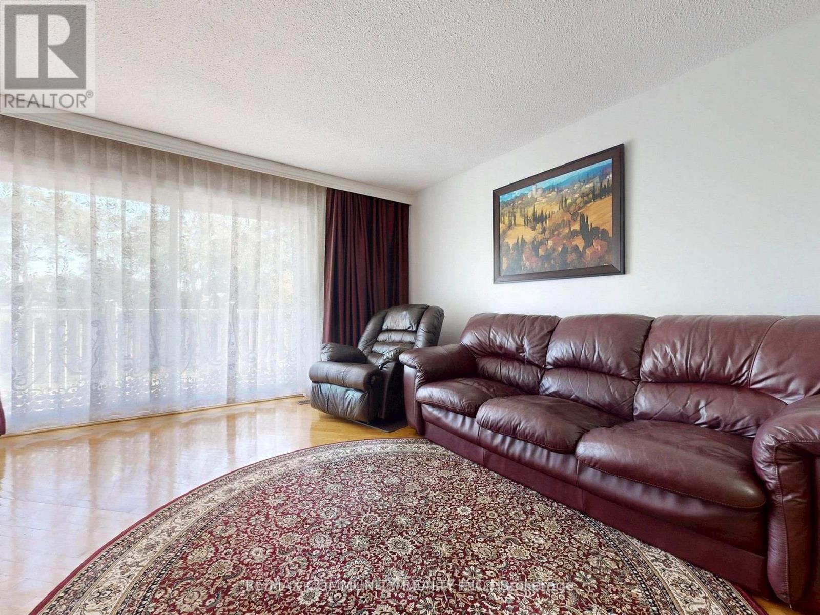 Main - 54 Emcarr Drive, Toronto, Ontario  M1E 5A1 - Photo 7 - E12651406