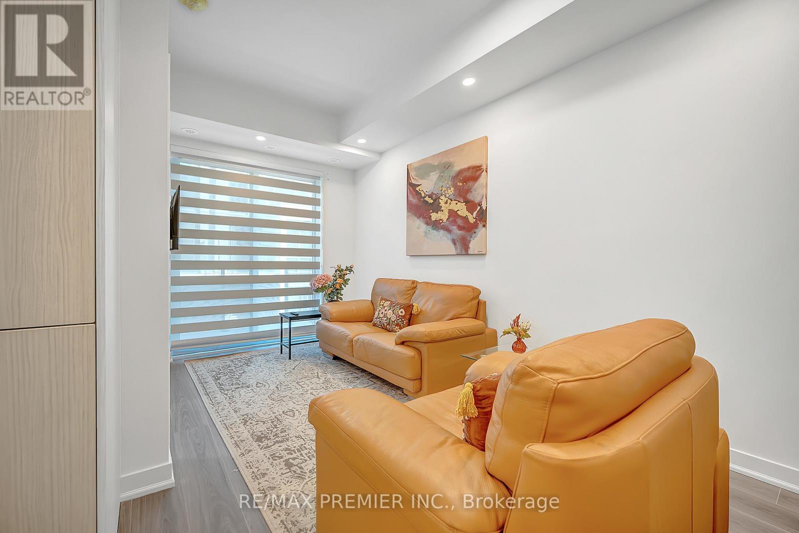 D18-#119 - 69 Curlew Drive, Toronto, Ontario  M3A 2P8 - Photo 10 - C12463639