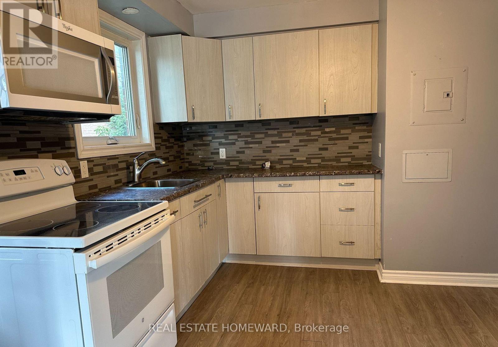 Main - 511 Harris Court, Whitby, Ontario  L1N 3C6 - Photo 3 - E12649652