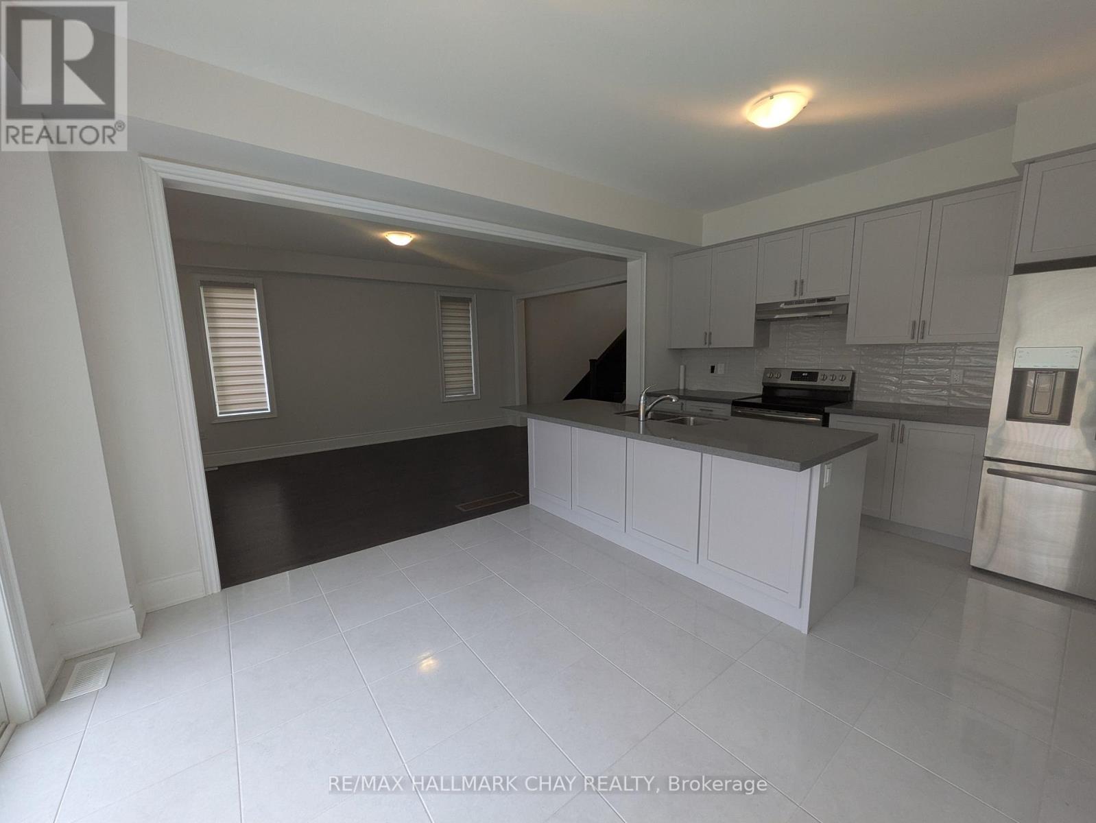 18 Valleybrook Road, Barrie, Ontario  L9J 0L4 - Photo 24 - S12651470