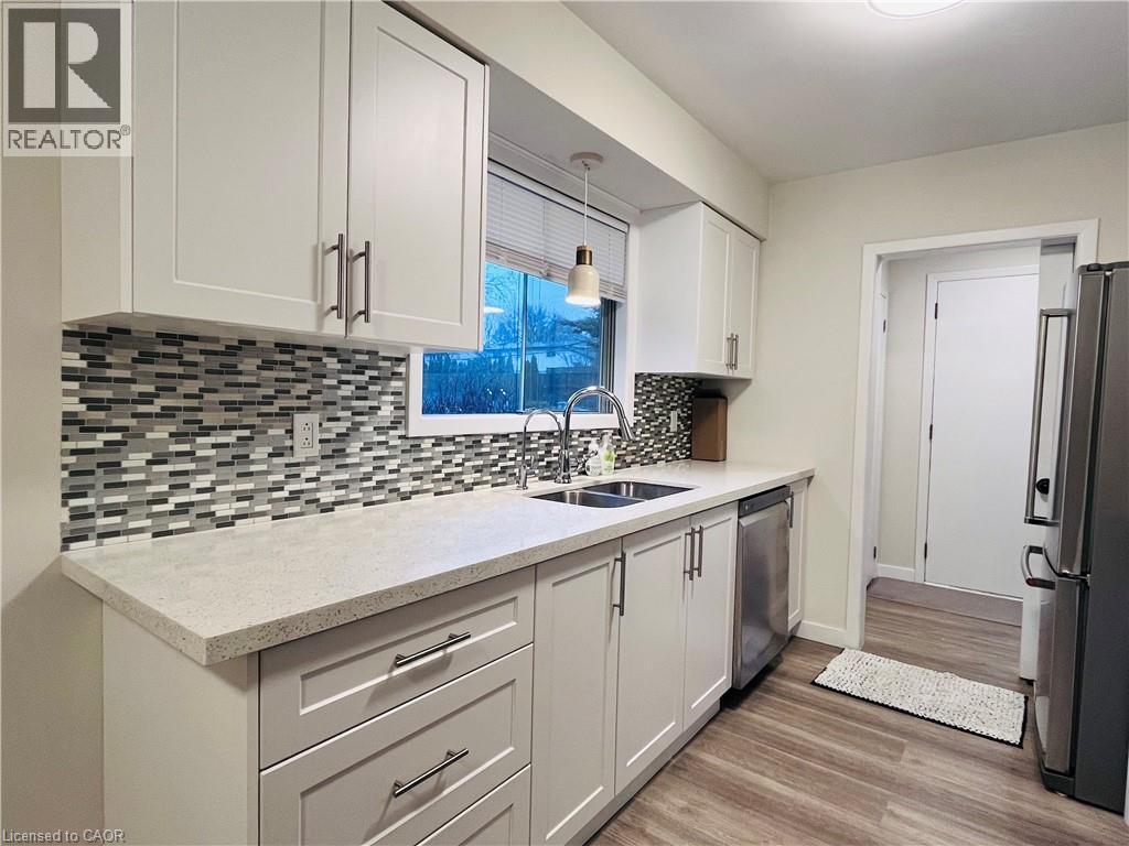 243 Appleby Line, Burlington, Ontario  L7L 2X3 - Photo 6 - 40795060