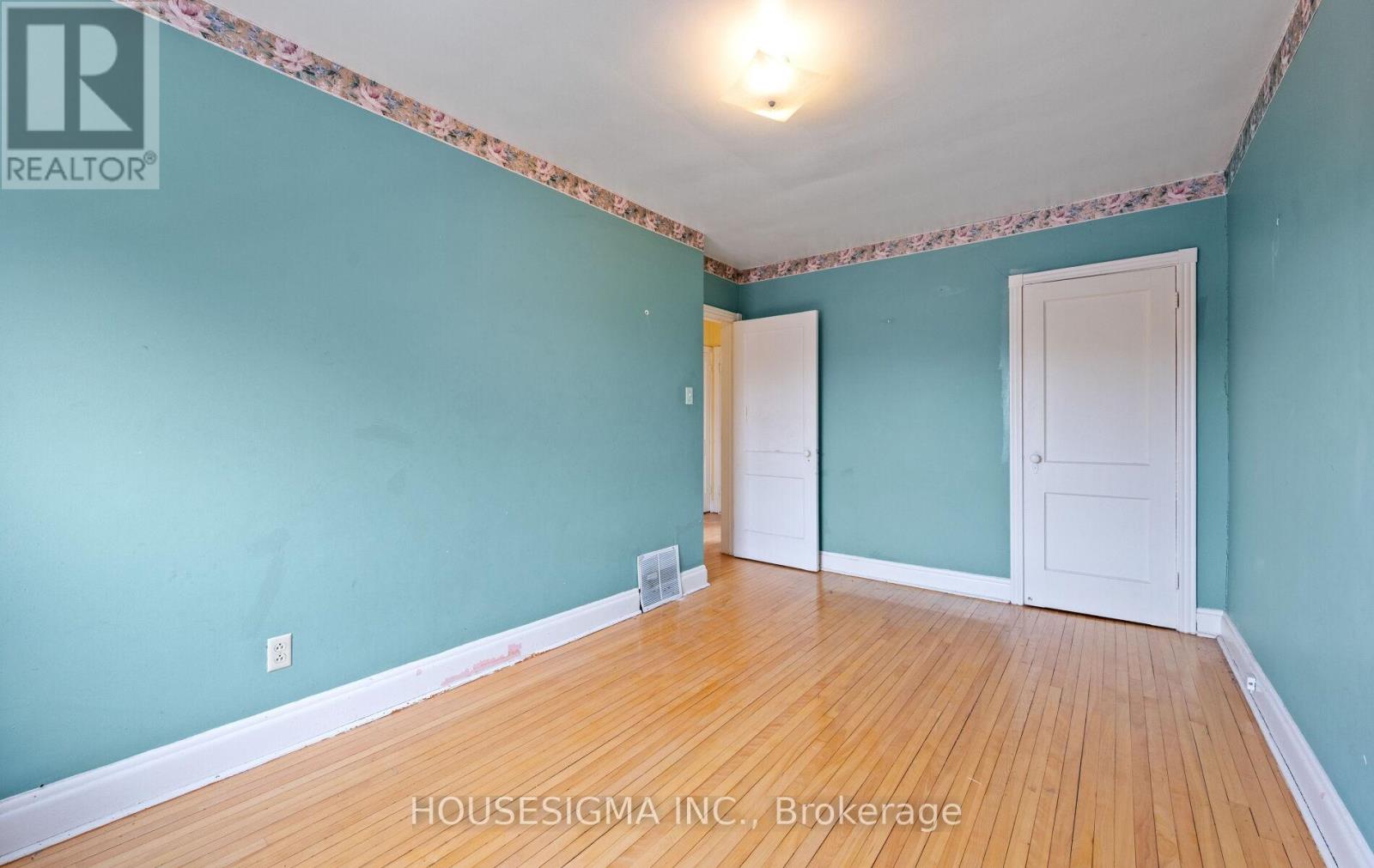 61 Primrose Avenue, Toronto, Ontario  M6H 3V2 - Photo 18 - W12651410