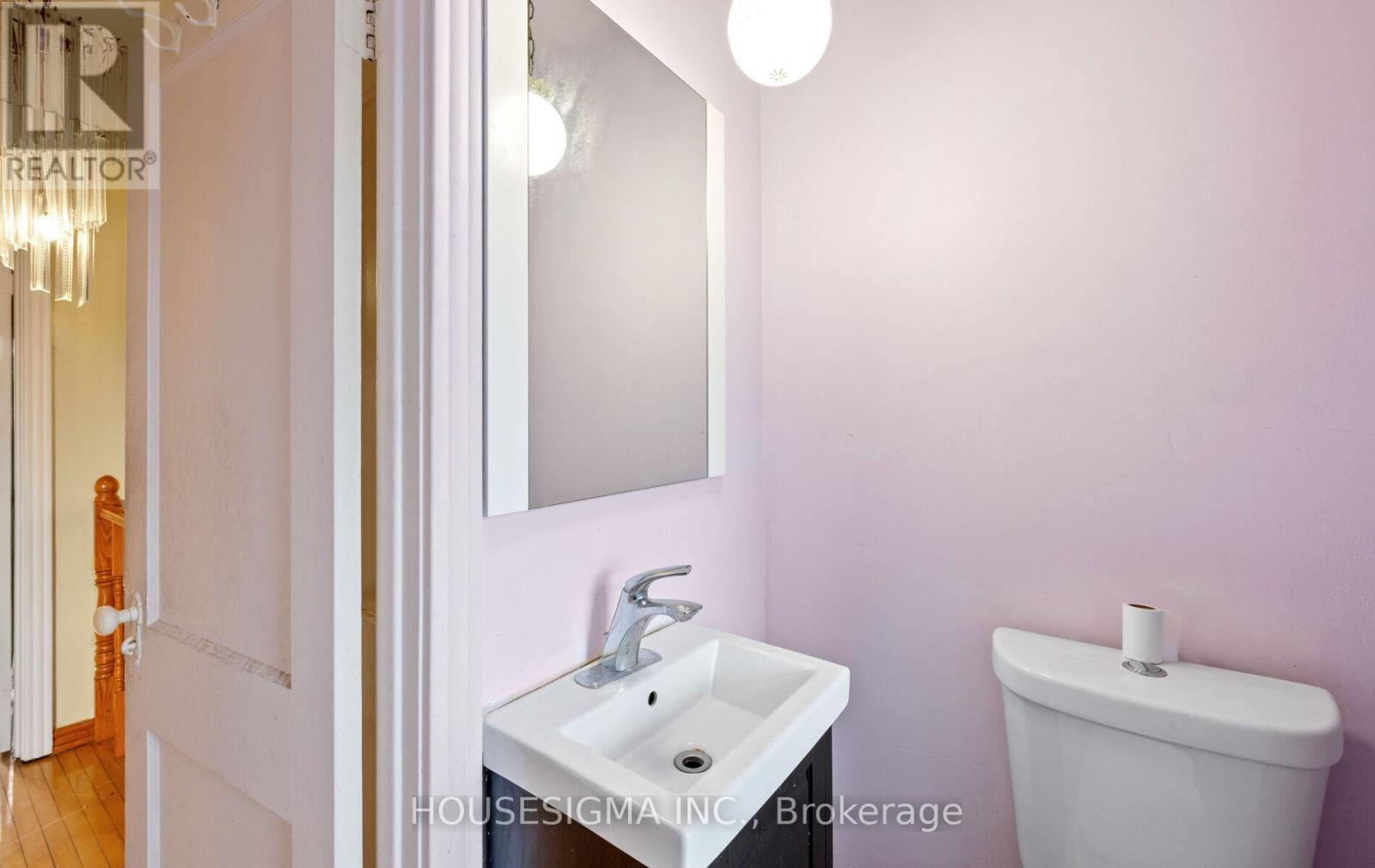 61 Primrose Avenue, Toronto, Ontario  M6H 3V2 - Photo 21 - W12651410