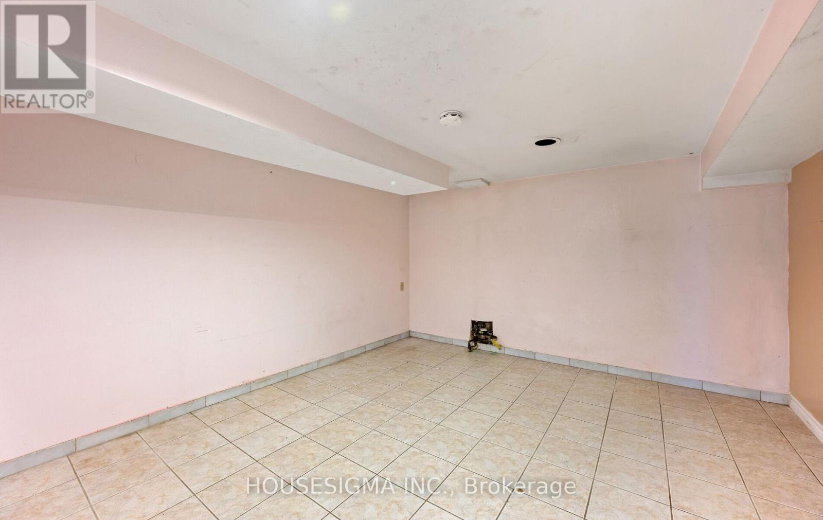 61 Primrose Avenue, Toronto, Ontario  M6H 3V2 - Photo 25 - W12651410