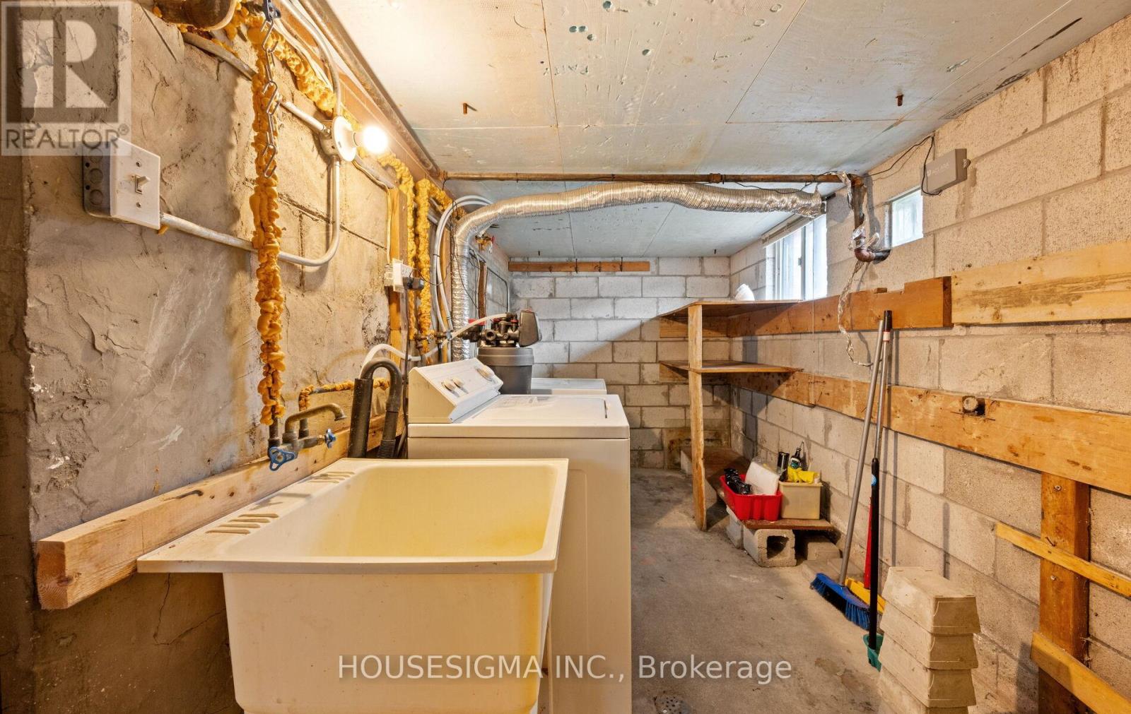 61 Primrose Avenue, Toronto, Ontario  M6H 3V2 - Photo 29 - W12651410