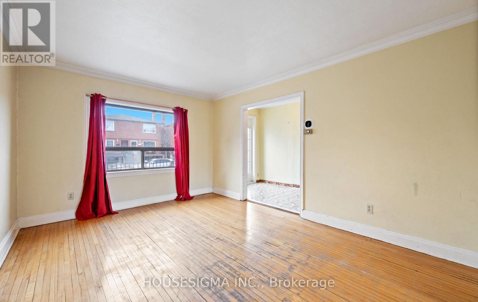 61 Primrose Avenue, Toronto, Ontario  M6H 3V2 - Photo 7 - W12651410