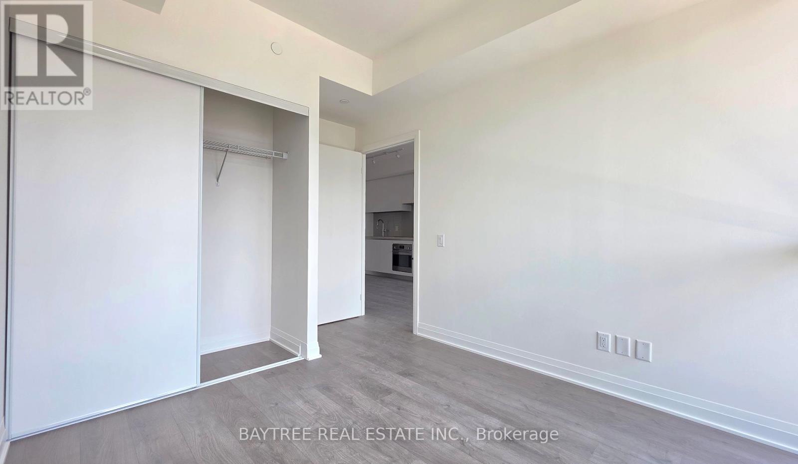 1206 - 2 Erskine Road, Mississauga, Ontario  L5B 0S1 - Photo 11 - W12651462