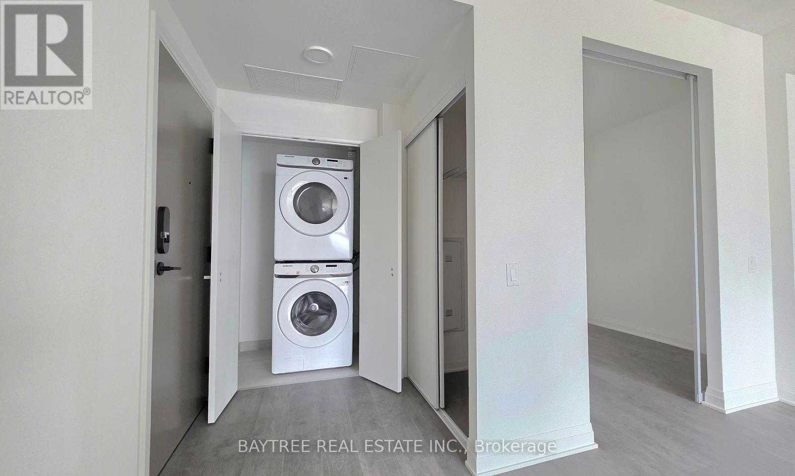 1206 - 2 Erskine Road, Mississauga, Ontario  L5B 0S1 - Photo 15 - W12651462