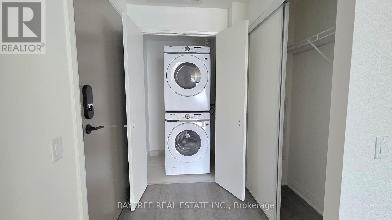 1206 - 2 Erskine Road, Mississauga, Ontario  L5B 0S1 - Photo 16 - W12651462