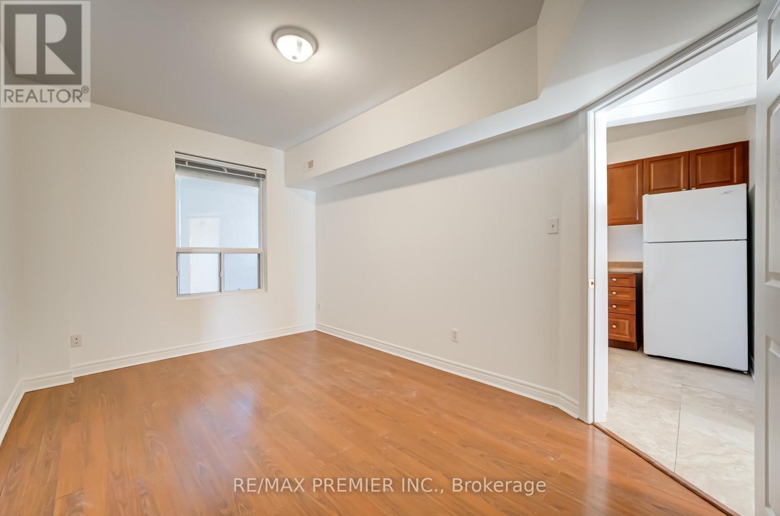 3 - 1238 St Clair Avenue W, Toronto, Ontario  M6E 1B7 - Photo 22 - W12651468