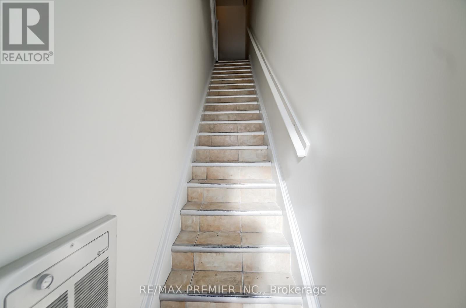 3 - 1238 St Clair Avenue W, Toronto, Ontario  M6E 1B7 - Photo 29 - W12651468