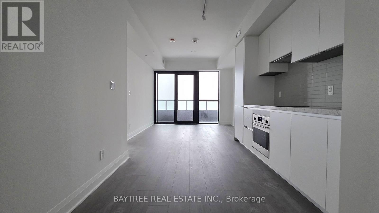 1510 - 2 Erskine Road, Mississauga, Ontario  L5B 0S1 - Photo 10 - W12651482