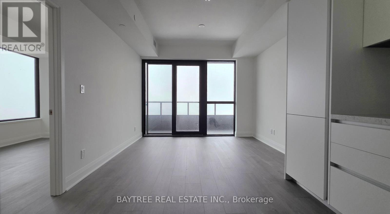 1510 - 2 Erskine Road, Mississauga, Ontario  L5B 0S1 - Photo 11 - W12651482