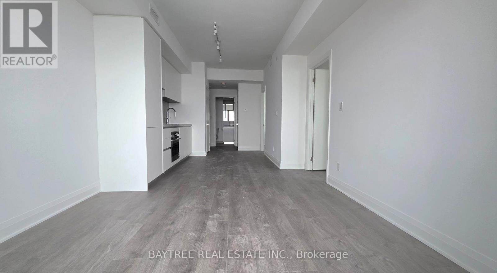 1510 - 2 Erskine Road, Mississauga, Ontario  L5B 0S1 - Photo 17 - W12651482