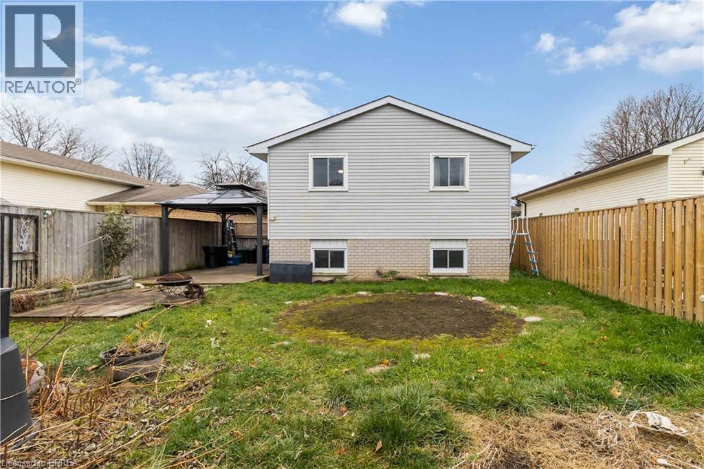 38 Sympatica Crescent, Brantford, Ontario  N3P 1G4 - Photo 36 - 40789995