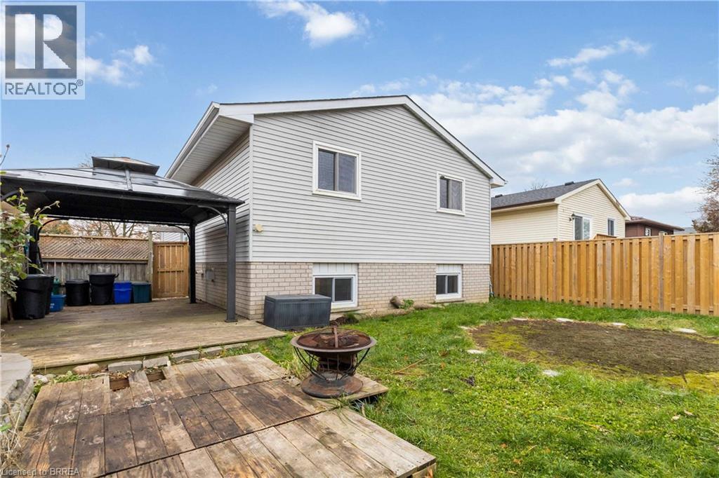 38 Sympatica Crescent, Brantford, Ontario  N3P 1G4 - Photo 34 - 40789995