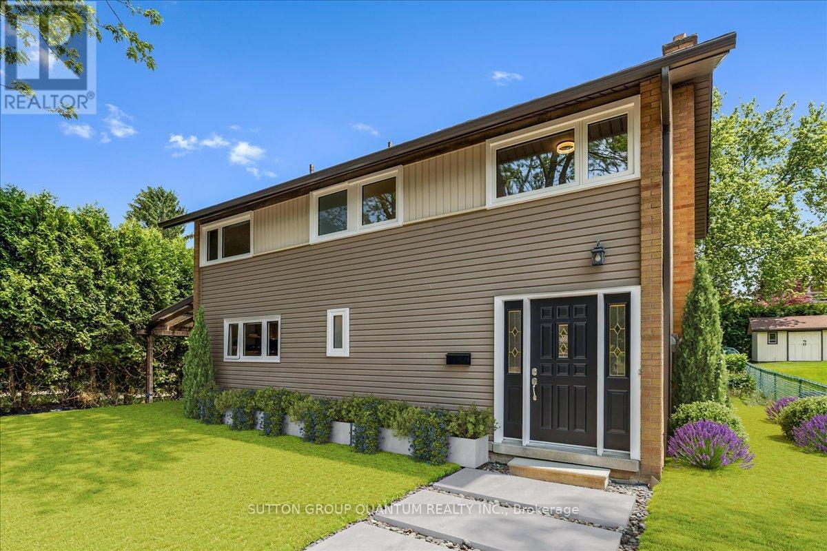 UNIT 2 - 18 PLEASANT AVENUE, Hamilton, Ontario