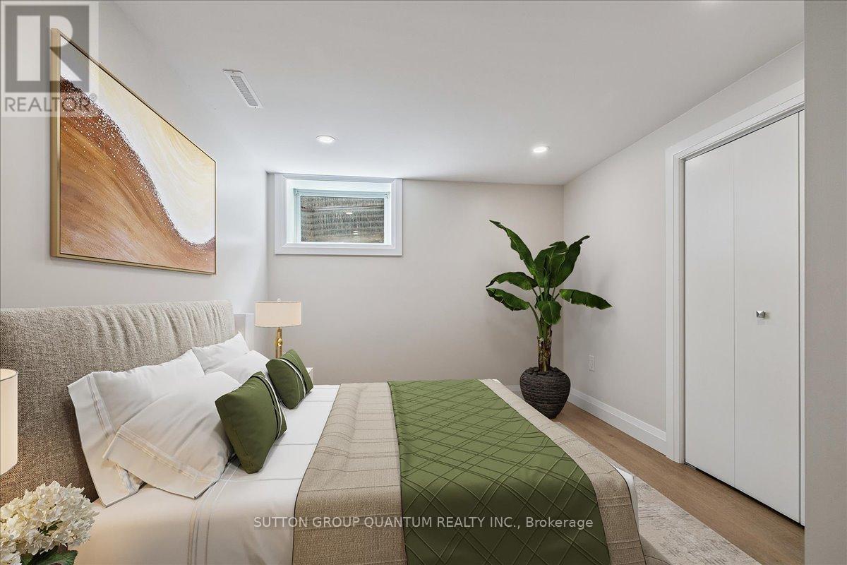 Unit 2 - 18 Pleasant Avenue, Hamilton, Ontario  L9H 3S7 - Photo 13 - X12651432