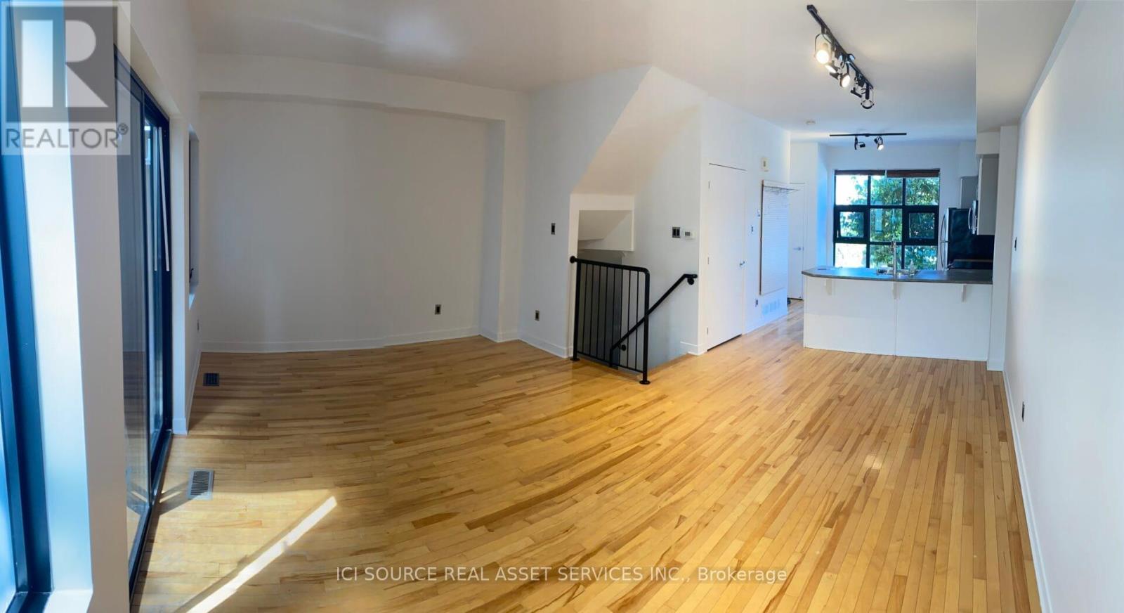 Unit I - 154 Spruce Street, Ottawa, Ontario  K2P 0J1 - Photo 7 - X12651480