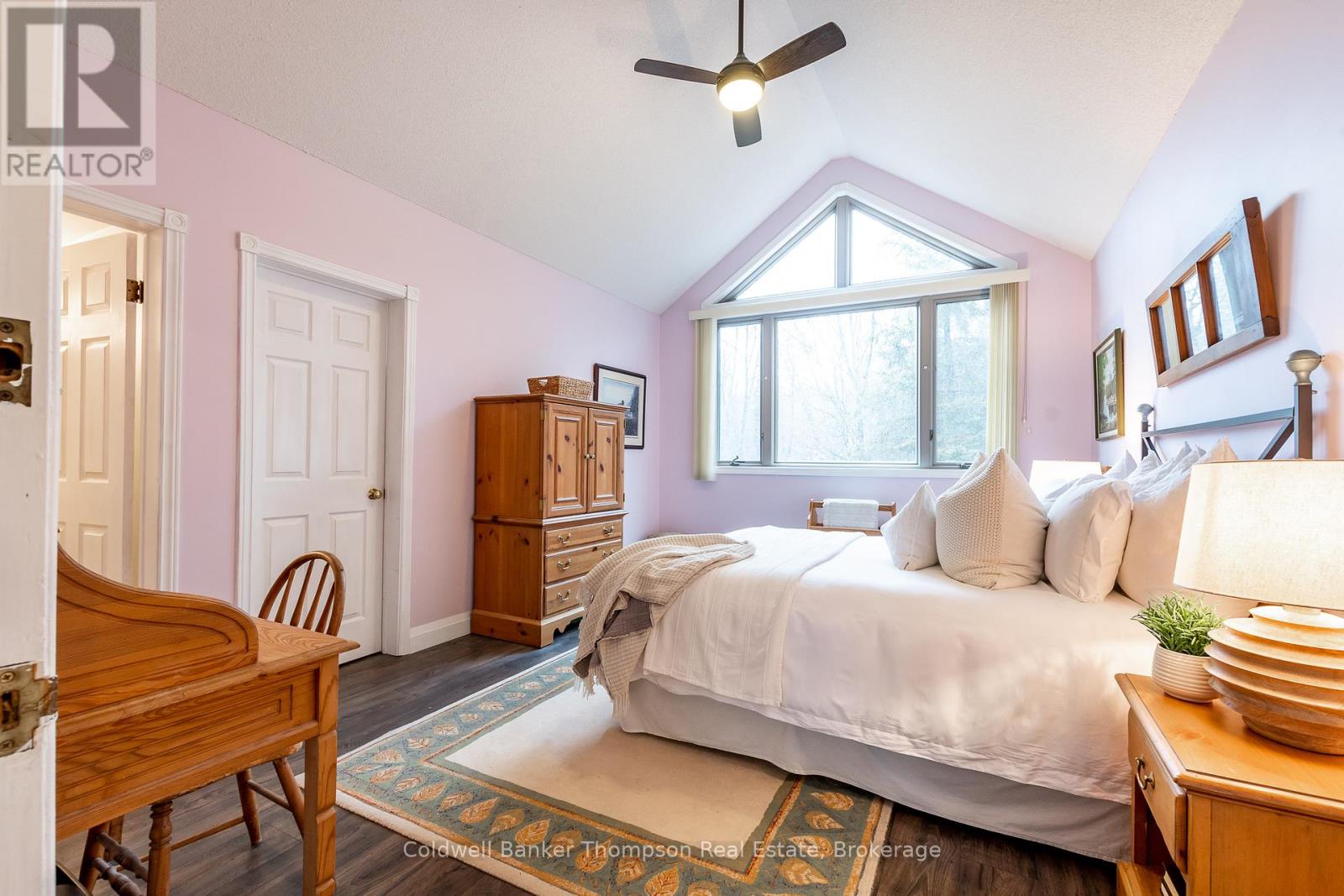 3931 Grandview Forest Hill Drive, Huntsville, Ontario  P1H 2N5 - Photo 19 - X12651506